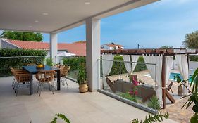 Villas Pakostane